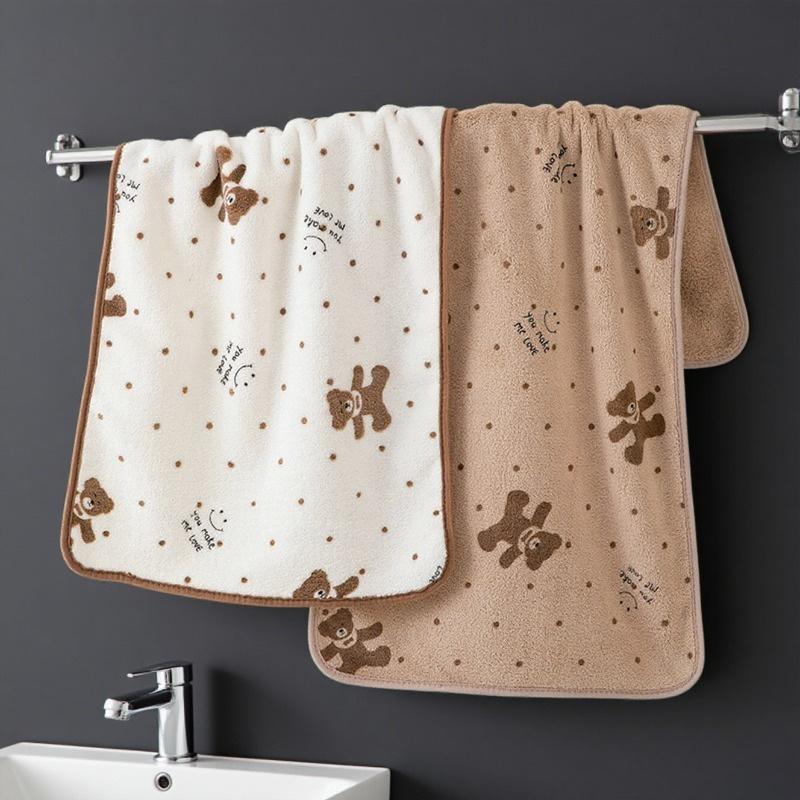 Cute Bear Face Towel for Is Quick-Drying, Lint-Free, Highly Absorbent, and Versatile, Making It An Essential Bathroom Item Suitable for Everyone