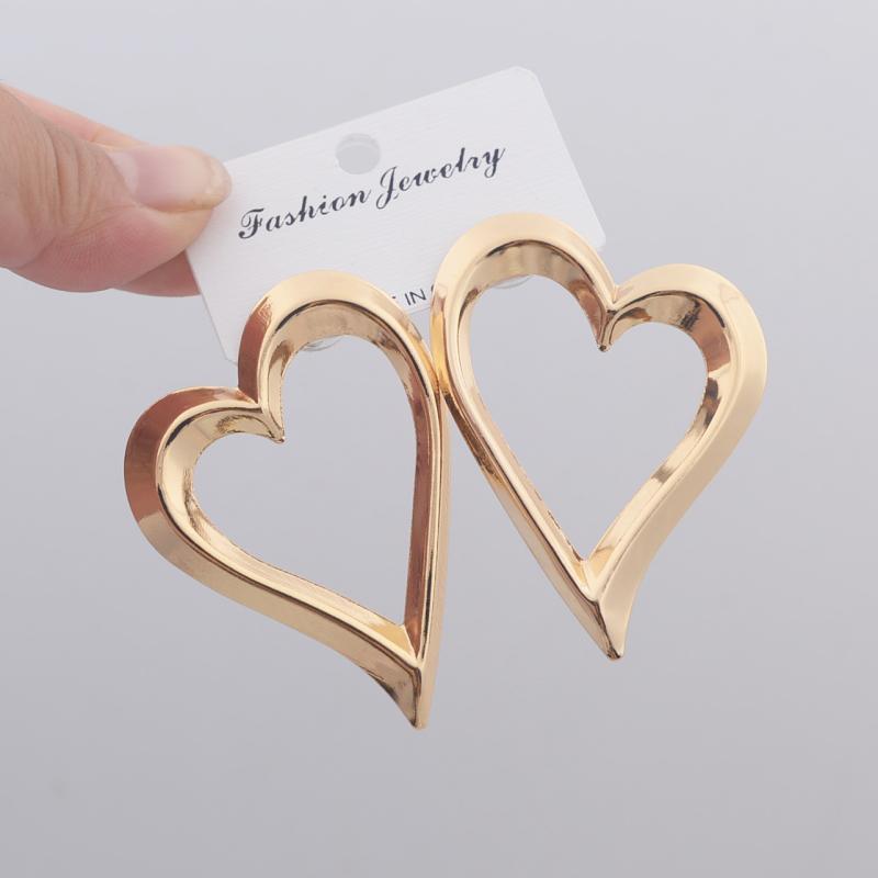 

New Irregular Big Heart Drop Earrings for Female Hollow Unusual Love Hearts Hyperbole Dangle Earrings Women s Fashion Zircon