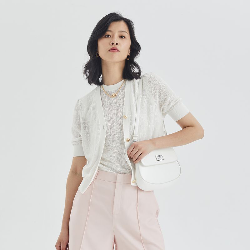 

Obeg Spring New Arrival Letters V-neck Knitted Cardigan Rice White 160/S/36