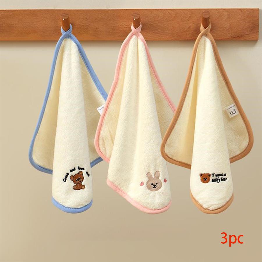 New Pattern with Fashionable Small Animal Designs, Children's Towel, Soft and Skin-Friendly Baby Towel, Made of Coral Fleece, Highly Absorbent,