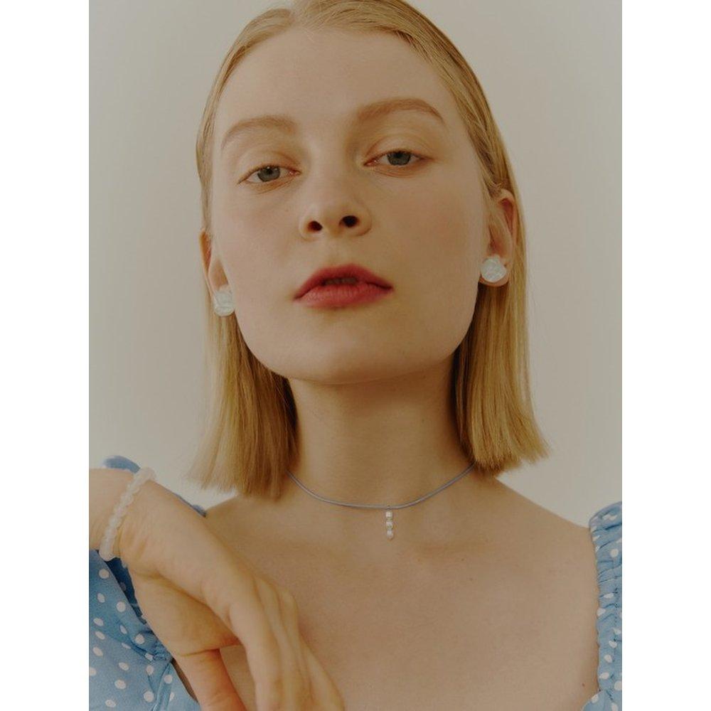 Vivi Pearl Choker