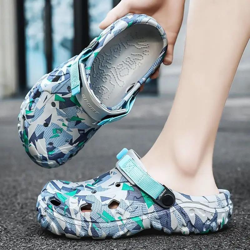 Fashion Male Slipper Beach Men's Shoe Hole Slides Platform Casual Clappers 2025 Fashion Cheap Shoes Liquidation Adult Designer Luxury