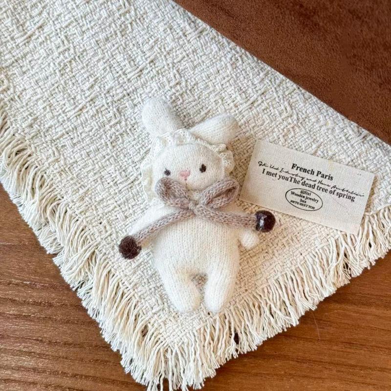 Trendy Cartoon Brooch for Women Curly Girl Fluffy Plush Pin Charming Bag and Keychain Decor A6