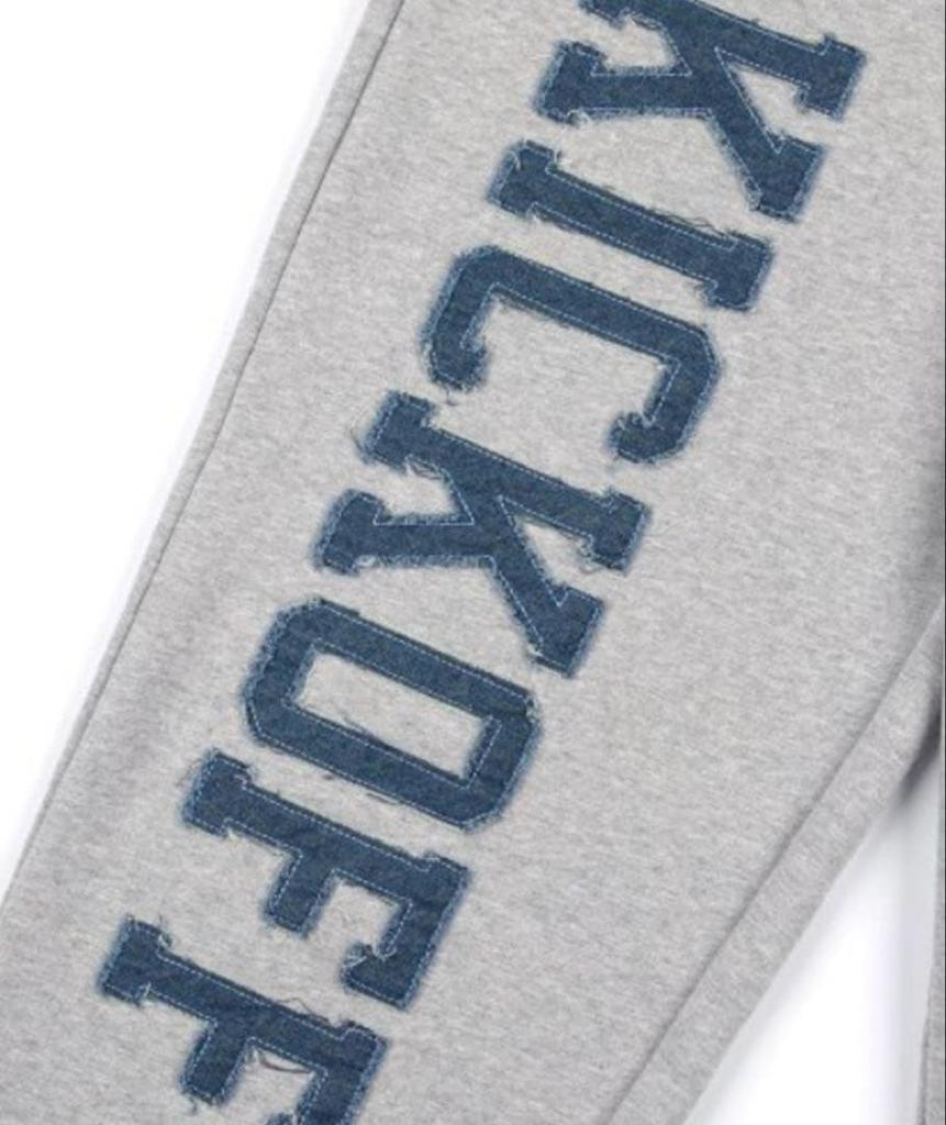 [USED] Sweatshirt Worn by Stray Kids' Hyunjin, Available Today Only