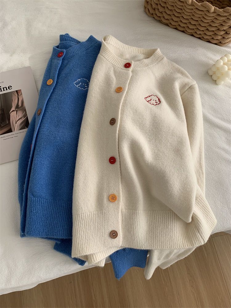

Gentle Vintage Dog Embroidered Cardigan Women 2025 Fall Winter Round Neck Knit Sweater Coat Petite Soft Yarn One Size бежевый