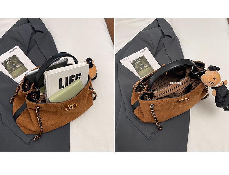 2025 Women's Large Capacity Frosted Chain Shoulder Crossbody Bag