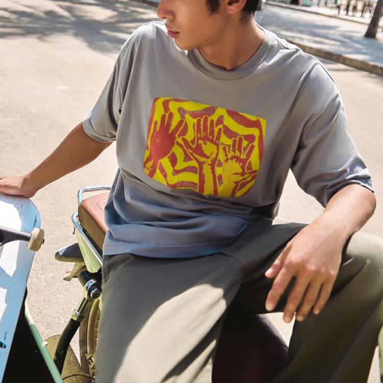 Levis Graphic Print Crew Neck Casual Drop Shoulder T-Shirt Men Tops Gray A1005-0006