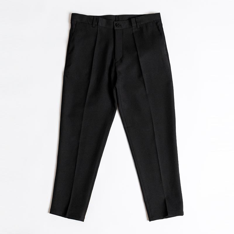 Seuteulaikeu Elegant Cropped Pants (Black)