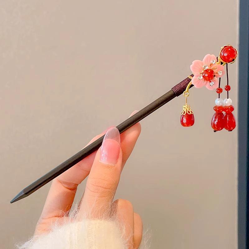 Elegante Hanfu-Blumenhaarnadel: High-End Quasten-Stufen-Schütteln für Hochsteckfrisur