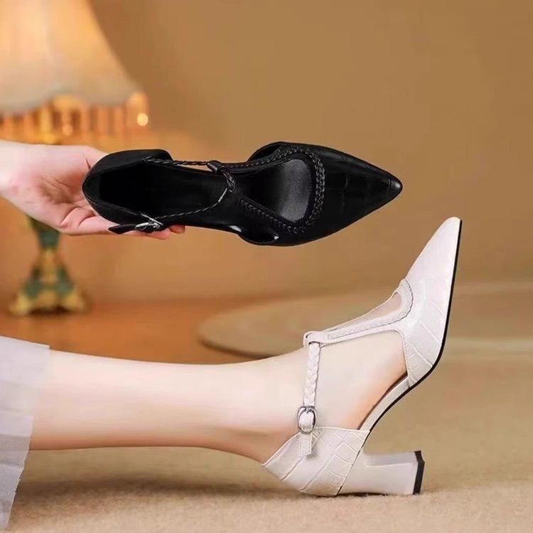 Pointed Sandals Women's 2025 Summer New Temperament Thin Korean Version Versatile Hollow Sandals Thick Heel Soft Sole High Heels