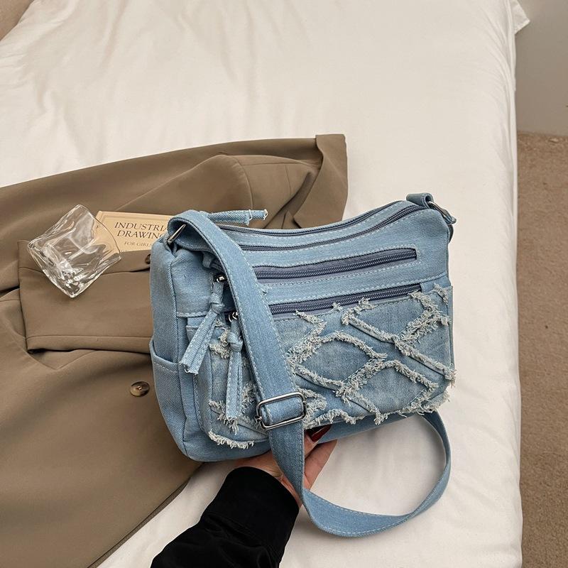 

Niche design casual simple texture fashion trend small square bag summer new 2025 women s shoulder messenger bag small светло-синий