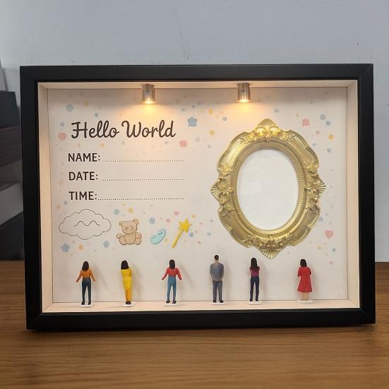 DIY Mini muzeum siluetní krabička se světlem Rámeček na fotky Sada s mini zlatými rámečky Figurky Památeční předmět pro miminko