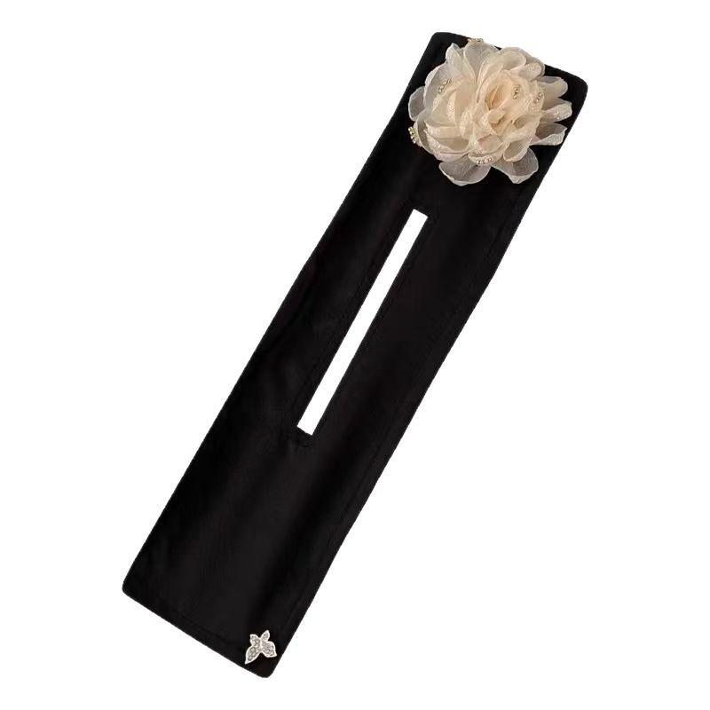 New Tea Flower Lazy Twist Comb Hair Accessory with A Bow-shaped Decoration for The Back of The Head, Suitable for Wavy Hair.