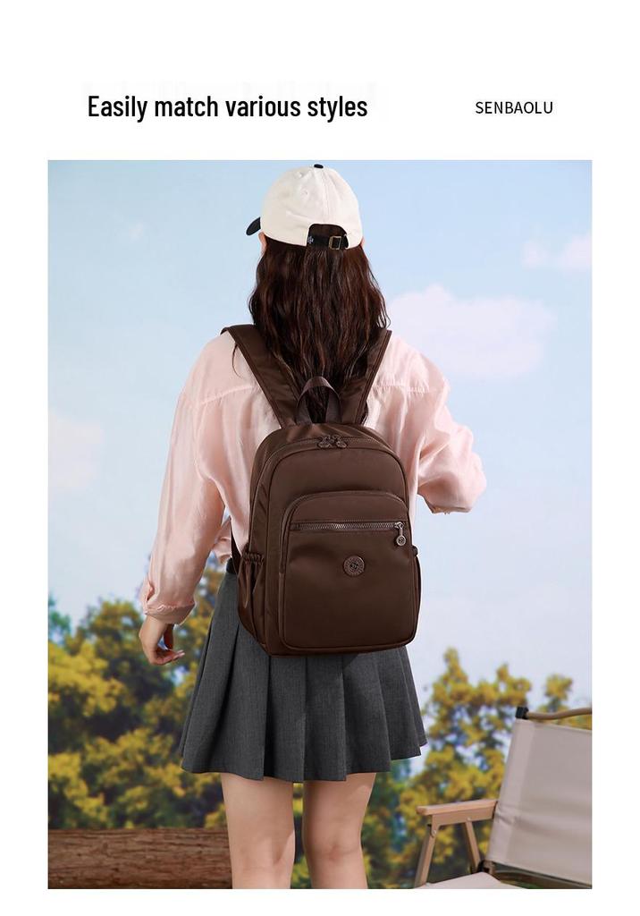 Zaino in Nylon da Donna Leggero e Idrorepellente - Grande Capacità per Viaggi e Uso Versatile.