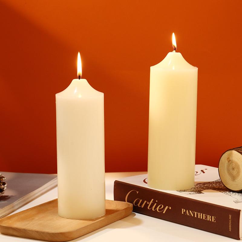Household Emergency Lighting Bold Red and White Candle Pointed Odorless Long Pole Cylindrical Large Candle
