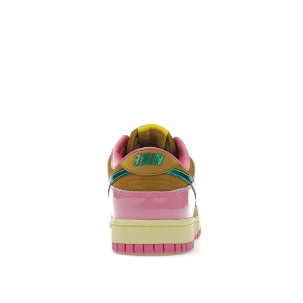 Parris Goebel x Nike Dunk Low Playful Pink Damen Sneaker Mehrfarbig Bronzine Clear-Jade FN2721-600
