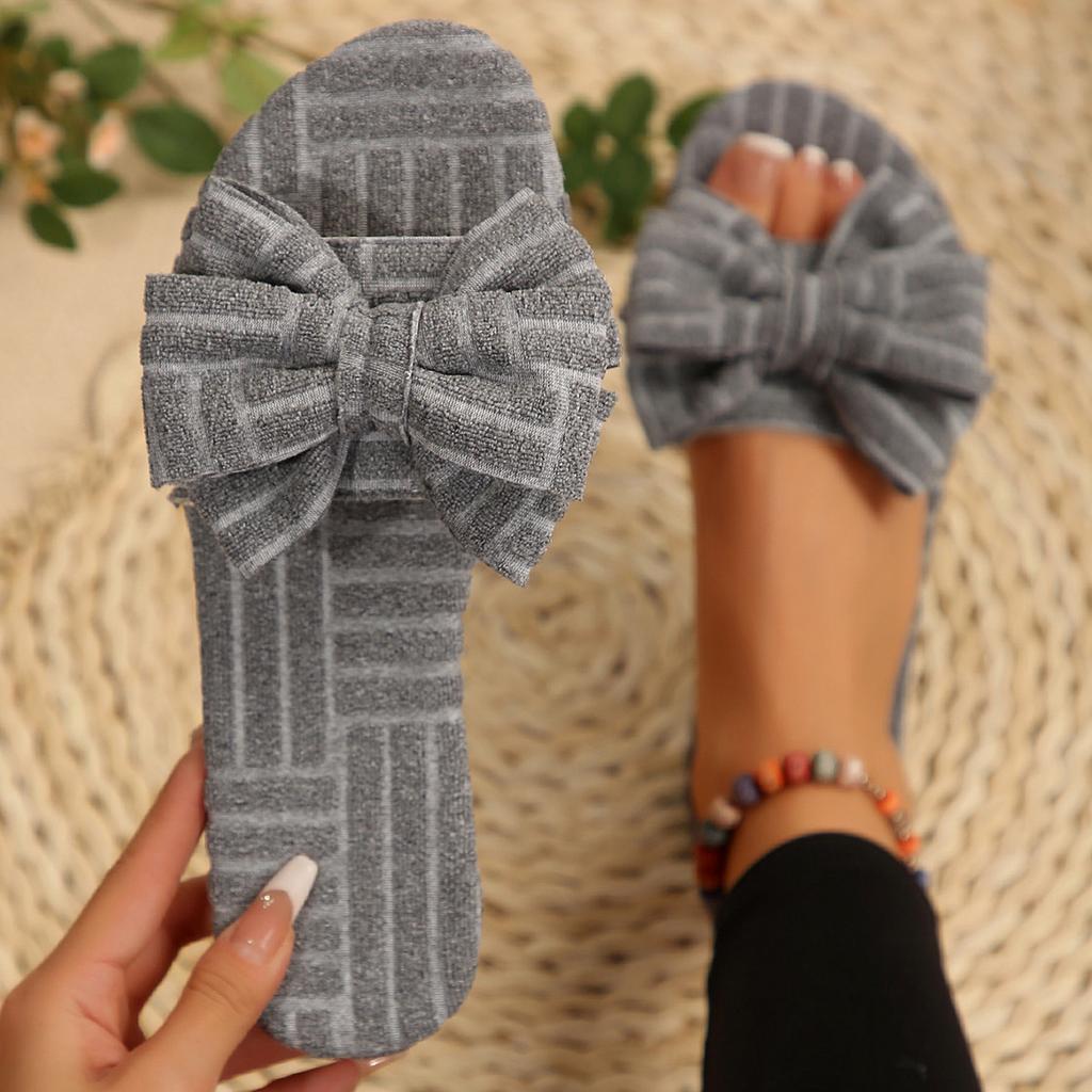 2025 summer new one-word thick-bottomed Mao Mao slippers women's embossed cotton tows European and American foreign trade large-size Mao Mao slipp