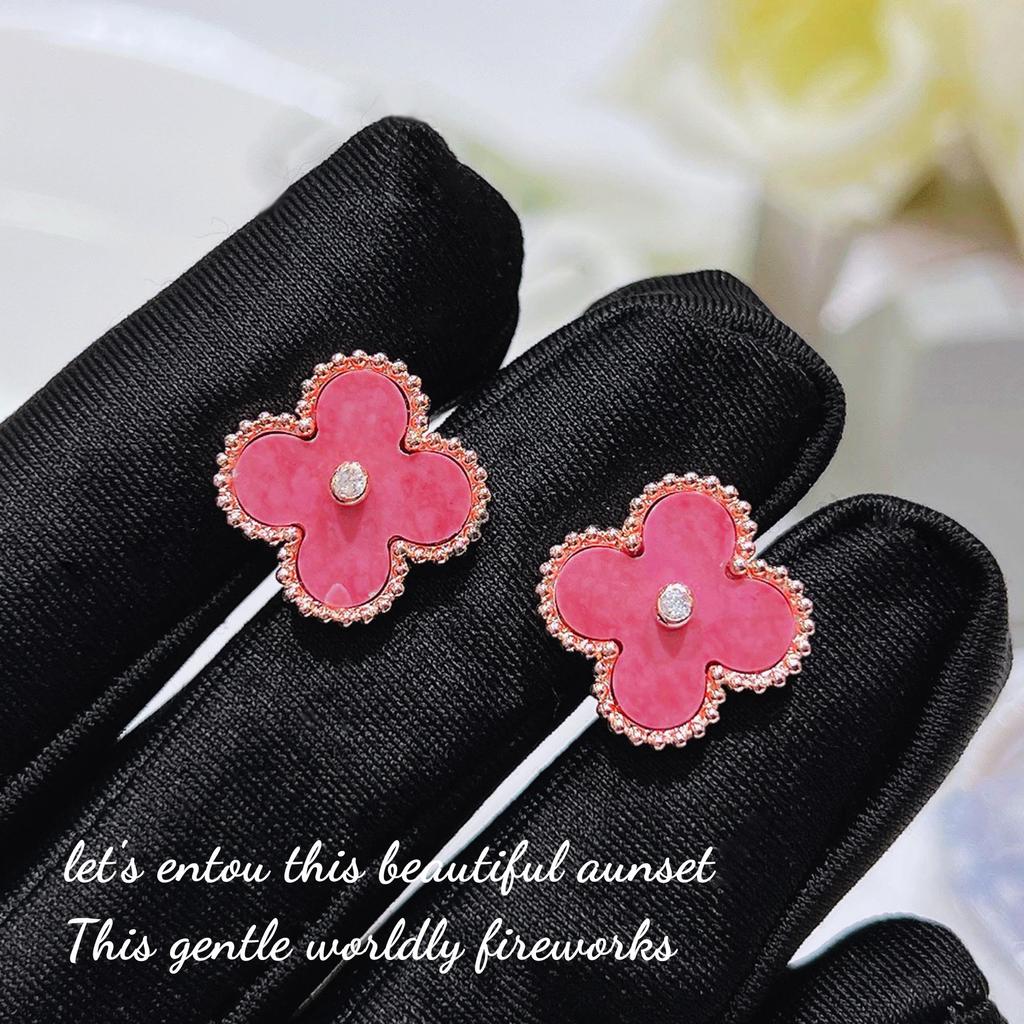 Internet Celebrity Lulu Four-Leaf Clover Necklace Women'S Light Luxury Niche Design Premium Rosewood Bracelet Stud Earrings Pink Diamond Set