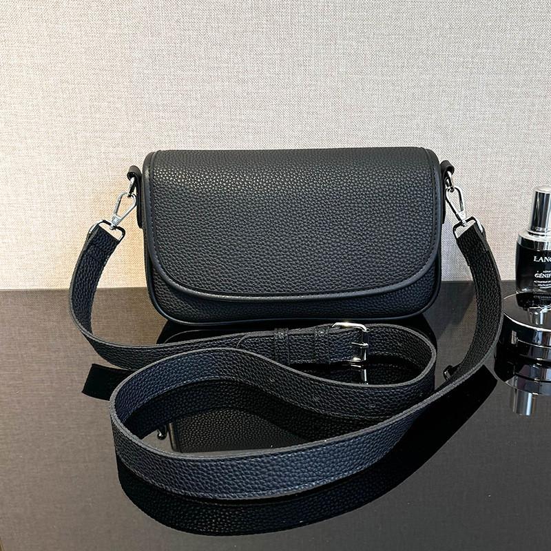 Ielgy Underarm Bag Ladies Shoulder Messenger Bag