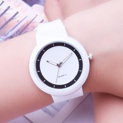 White Watches Fashion Women Analog Silicone Band Quartz Wrist Watch Women Watches Quartz Wristwatches Female Clock Clock