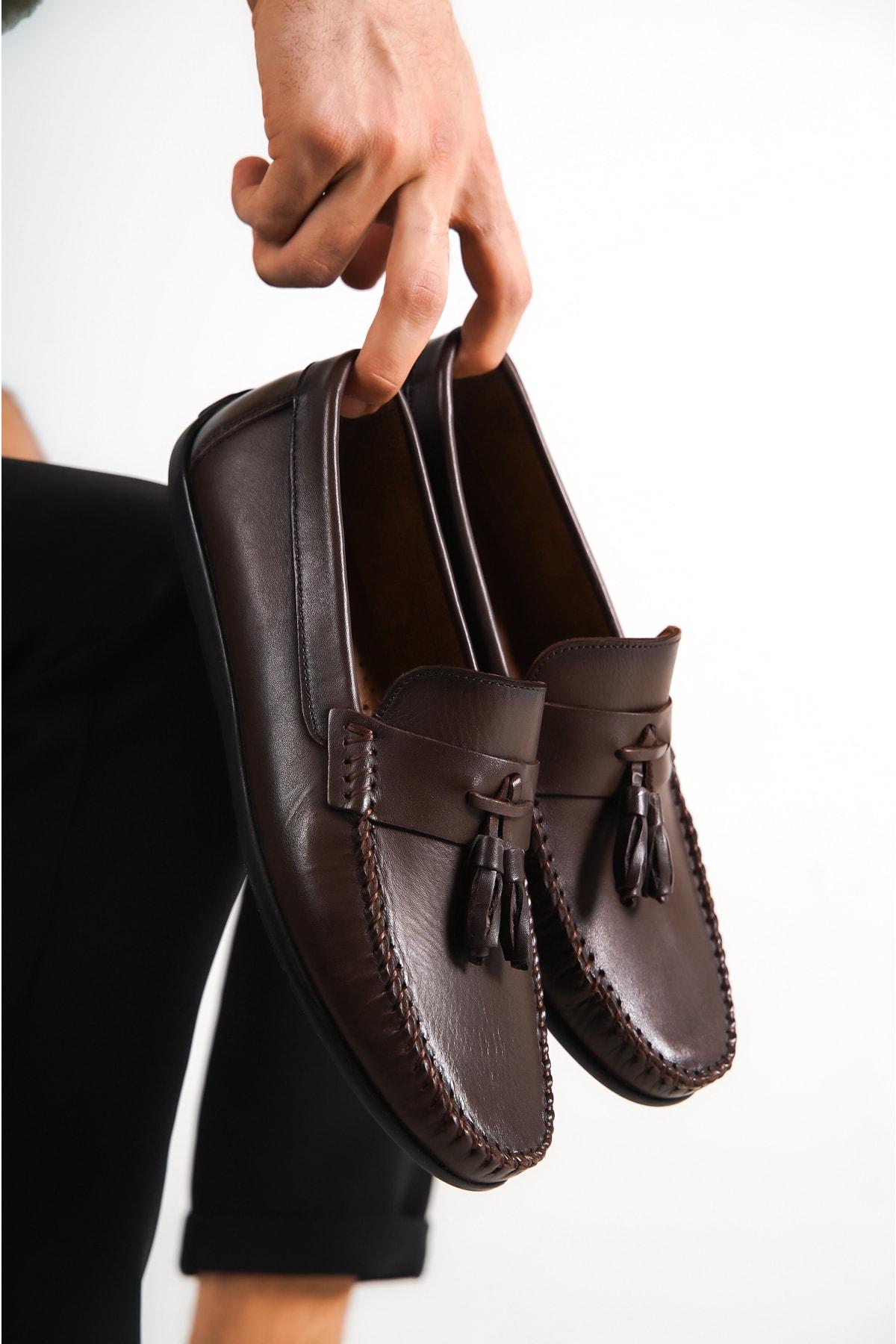 

Коричневая мужская кожаная повседневная обувь из натуральной кожи 40