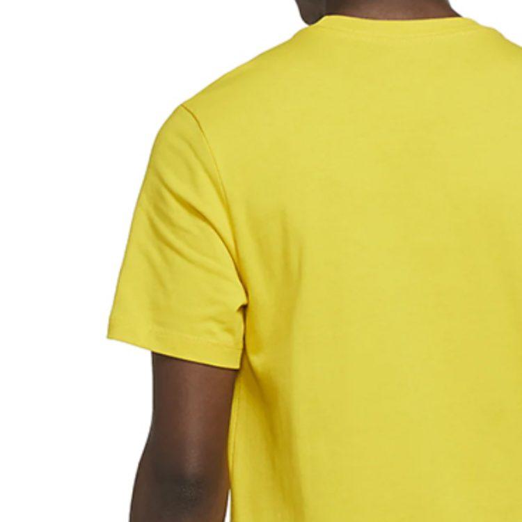 Nike T Shirts Men's Yellow Crew Neck Moderate Straight Fit CV2111-735