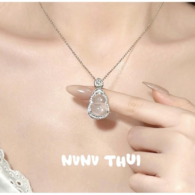 Vintage Floral Pendant Necklace With Zircon Crystal Copper Gold-Plated Charm Adjustable Chain Women