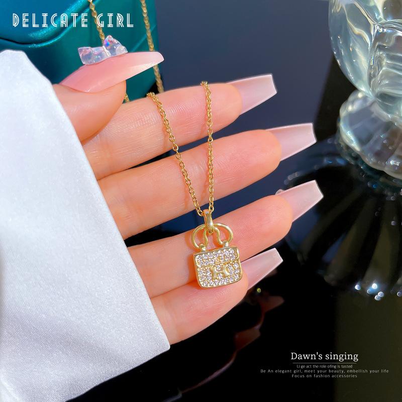 Luxury Bag Temperament Micro-Inlaid Diamond Necklace Women'S Transfer Bead Collarbone Chain With Jewelry