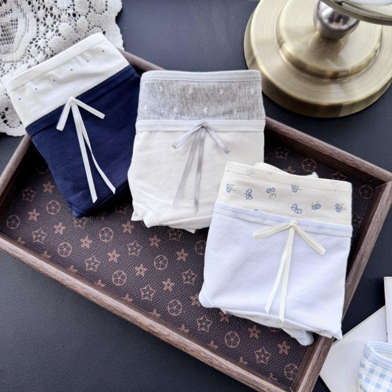 Ladies Spring and Autumn Sweet Contrast Color Cotton Flower Plaid Cute Package Hip Mid Waist Panties