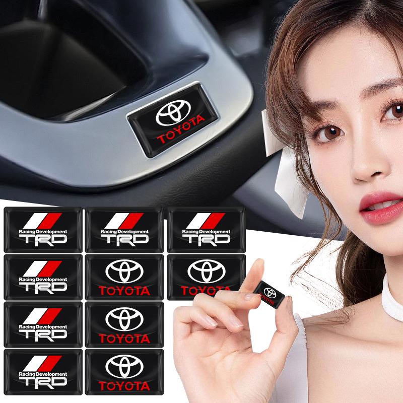 Car Styling 3D Epoxidové Samolepky na Dekoraci Palubní Desky Volantu Auta Pro Toyota Chr Corolla Yaris Rav4 E150 E120 Land Cruiser