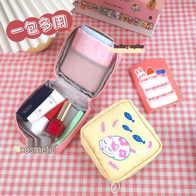 Cute Girly Heart Large-Capacity Sanitary Pad & Tampon Storage Bag, Travel Portable Mini Cosmetic Bag