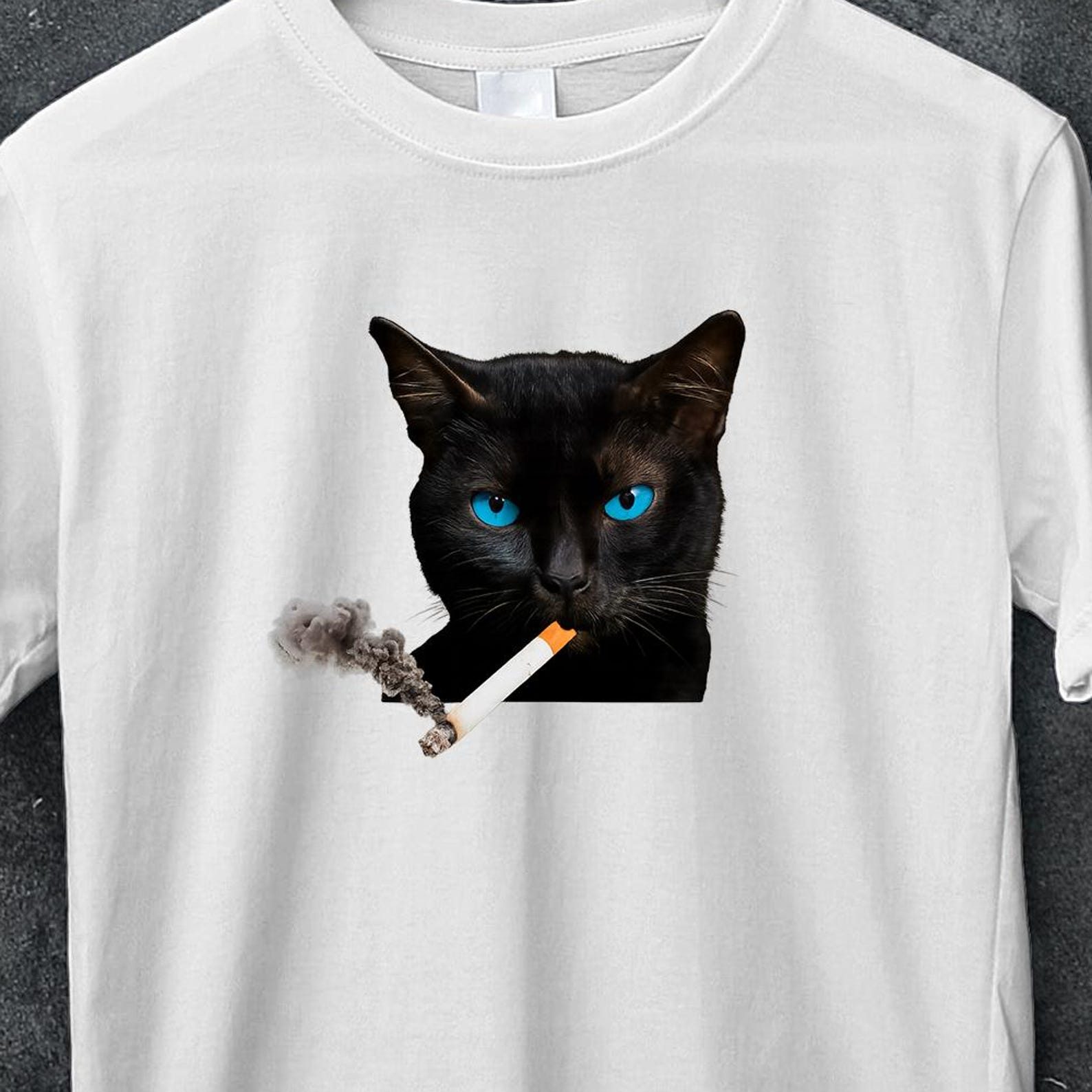 Smoking Cat Y2K Shirt, Vintage Black Cat Tee for Men Women, crazy t shirt, Edgy Retro 90s Grunge T-shirt, Aesthetic Tee, Black cat smoking M