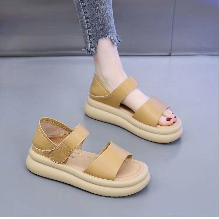 

Fashion Roman sandals women s 2025 new muffin thick-soled thin casual soft-soled small fragrant flat-soled beach shoes women 35