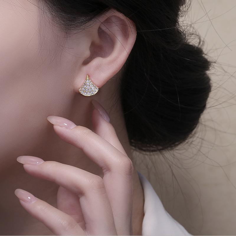 Full Diamond Small Skirt Fan Design Silver Needle Earrings For Women