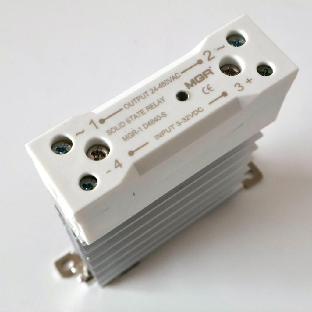New MGR DC-Controlled AC Solid State Relay, 40A Bolt-On Rail, Model MGR-1 D4840-S.