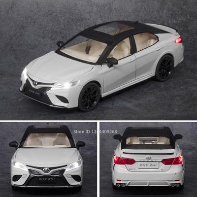 1:24 Camry Alphard Sports Car Model Toy High Simulation Metal Diescast Sound Light Doors Opened Models Collection Gift Boy