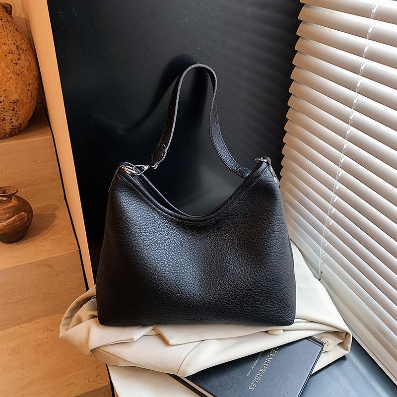 Niche underarm bag women's new casual work commuter tote bag high-end shoulder messenger bag