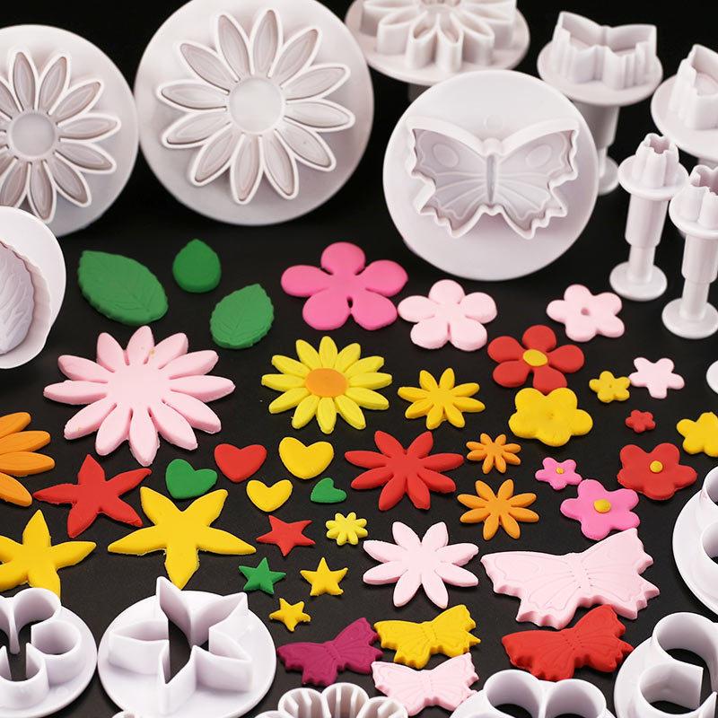 3Pcs/Set Mini Heart Flower Mold Plastic Plunger DIY Cake Decorating Tools Fondant Sugar Craft Biscuit Cookies Cutter Mould