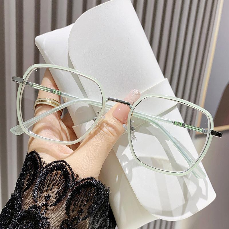 Photosensitive Color Change Anti-blue Glasses Without Makeup, Colorful Student Myopia Glasses 75022