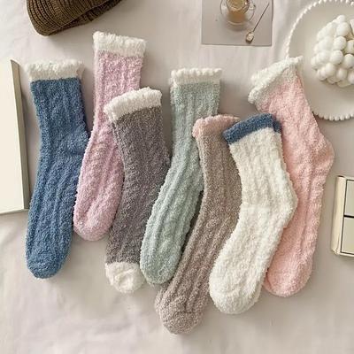 7 Pares Meias de Pelúcia Femininas da Moda com Blocos de Cor Macias Confortáveis Quentes Elas São Grossas Absorventes de Suor e Meias de Chão Casuais