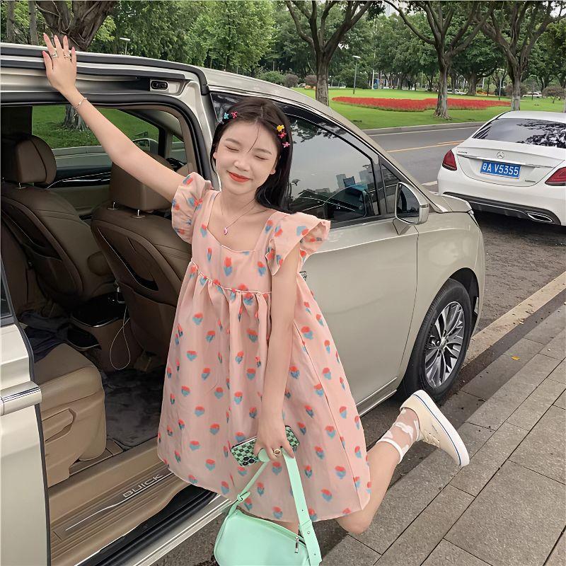 

Dress summer flying sleeves square neck women s skirt medium and long Korean version loose printing small fresh summer skirt M розовый