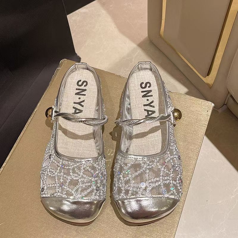 High-end fashion flat sandals women's 2025 new high-value mesh yarn hollow bag head half slippers women's summer outer wear