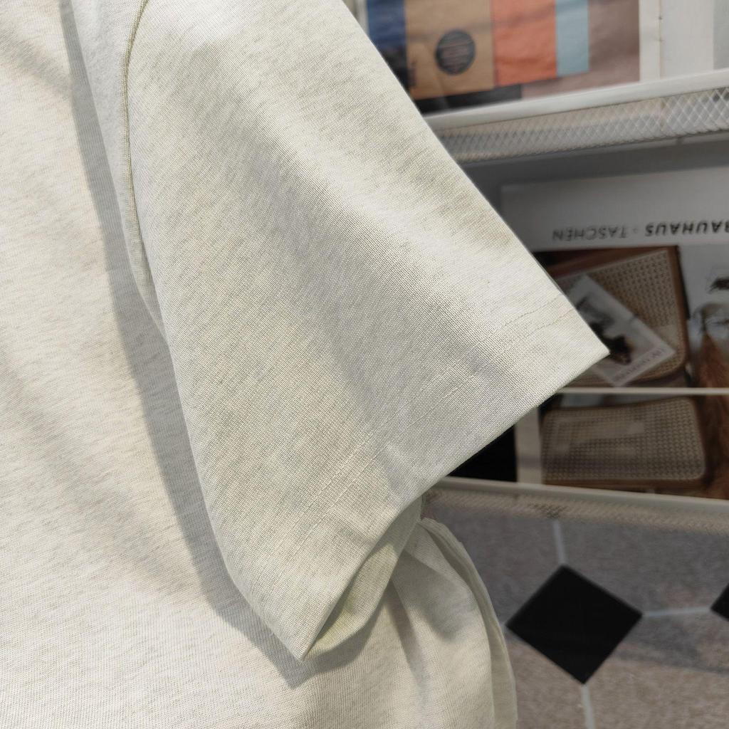 Dam sommar 2024 Lös passform Tecknad tryck Bomulls-T-shirt - Amerikansk stil, Kort ärm, Mångsidig för par, Finns i vitt och grått.