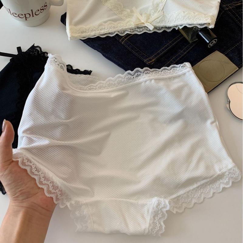 Women's Summer Thin Lace Ice Silk No Trace Not Clip Hip Anti Light Waist Flat Angle Briefs