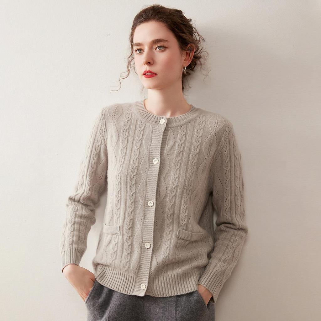 Women's Cashmere Round Neck Pullover - Loose Long Sleeve Knit for Autumn & Winter