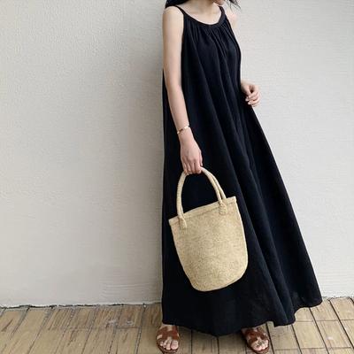 Sleeveless Halter Dress Loose and Slim Sleeveless Dress Over The Knee