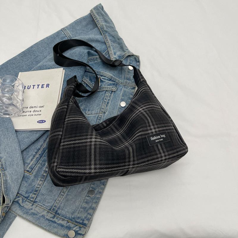 

Весна 2024 года, новый тренд, легкая повседневная сумка через плечо, простая модная сумка-тоут, простая сумка-мессенджер большой вместимости чёрный