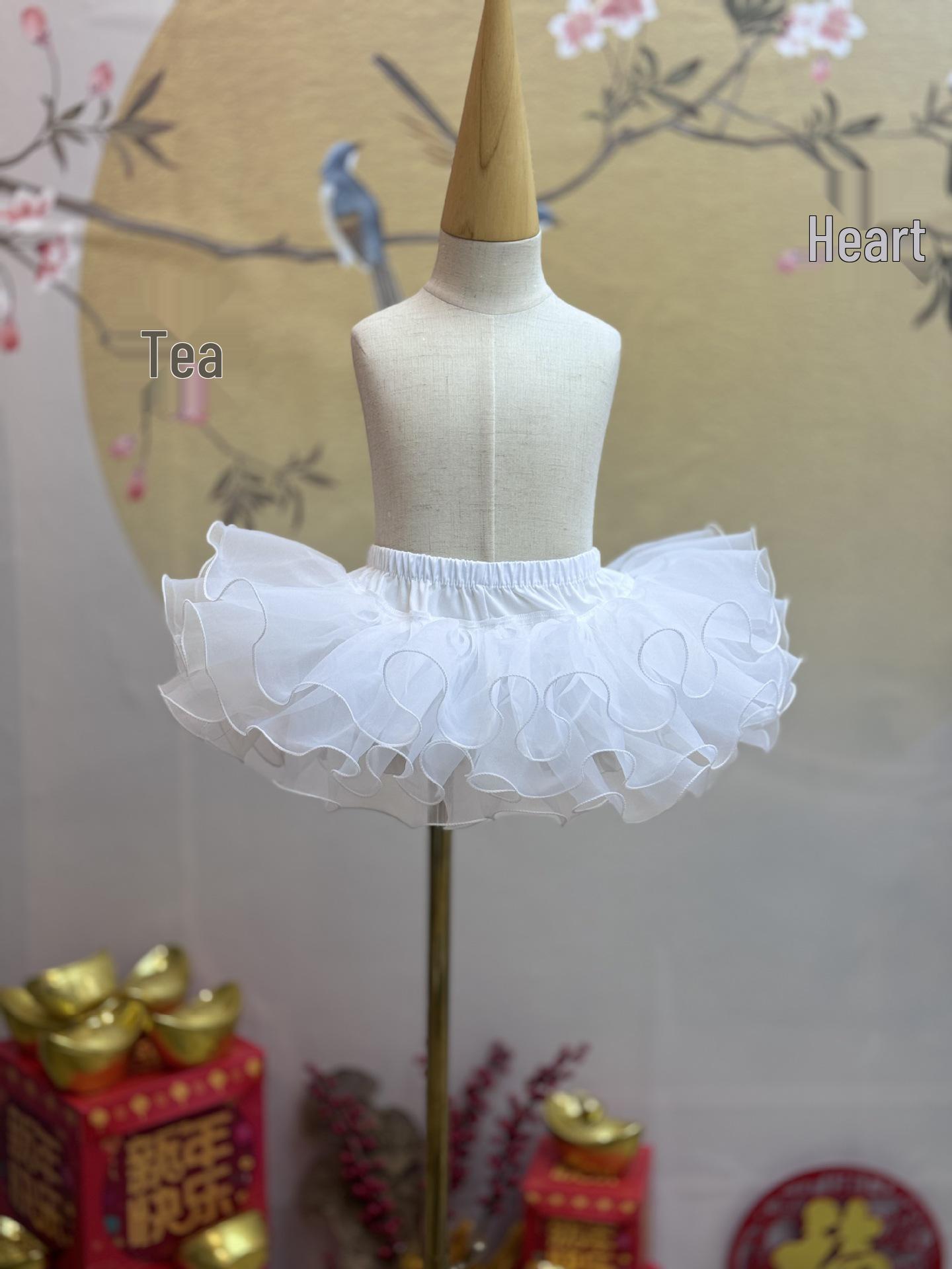 

Girls Lolita Ruffle Shorts - Three-Layer Pumpkin Pants Petticoat COS Size 90 (Low Waist)