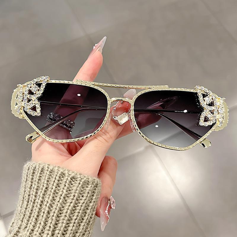 High-end women sunglasses for travel and party European American style butterfly diamond set fashion eyewear