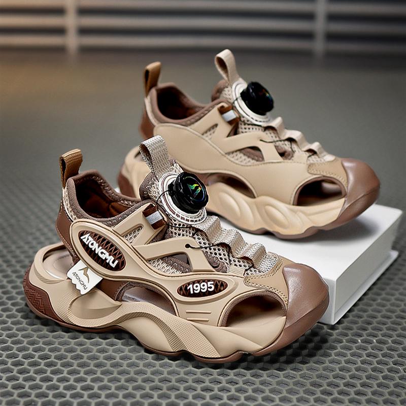 Boys' Sporty Closed-Toe Sandals: Soft Sole Beach Shoes for Big Kids Summer 2024